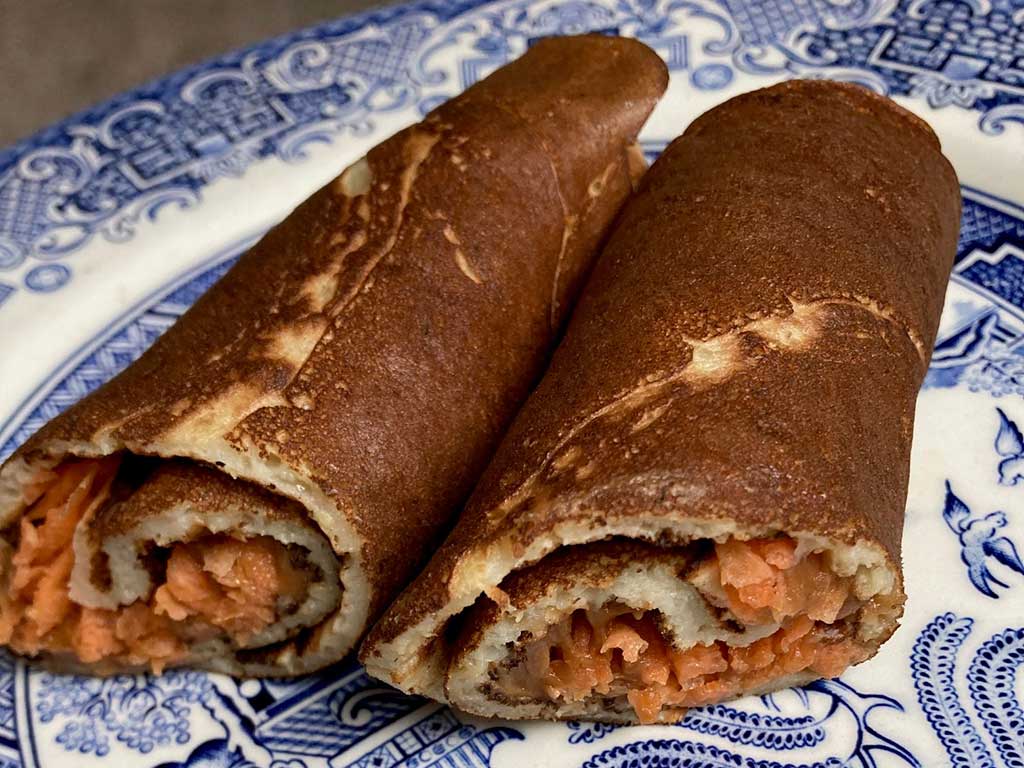 banana pancakes with chocolate spread & grated carrot