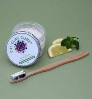 the-clay-cure-spearmint-and-lemon-toothpowder